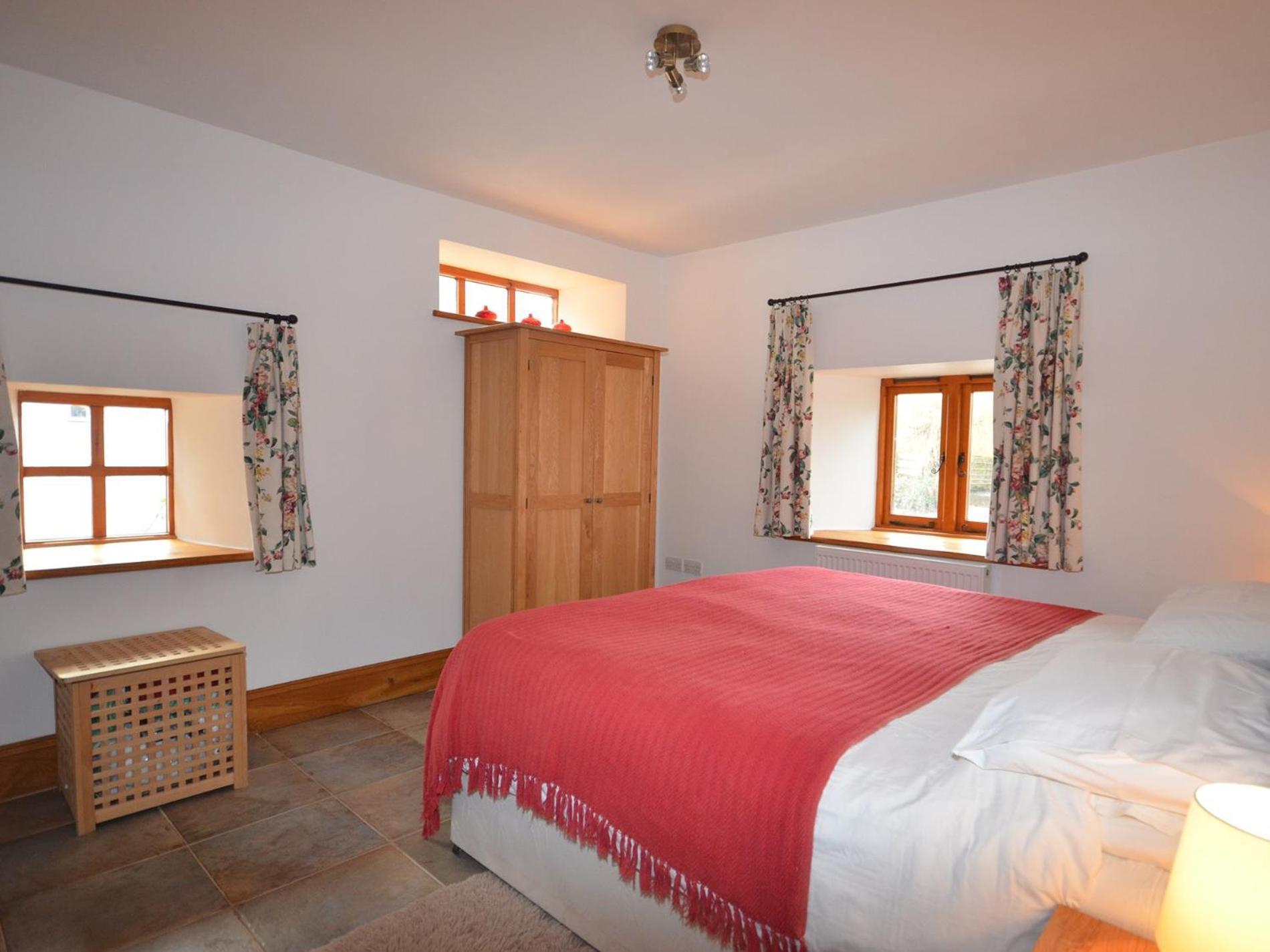2 Bed In Bridgwater Rexba Villa Spaxton Exterior foto